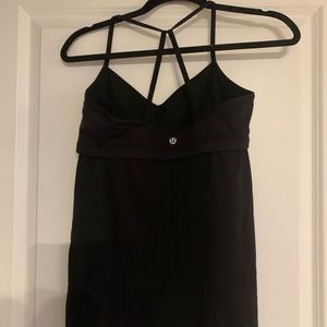 Lululemon black workout top with built in bra